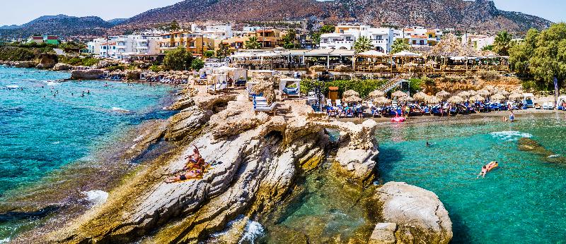 Elmi Beach Hotel & Suites