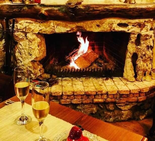 בית מלון כפרי En Dimitsani