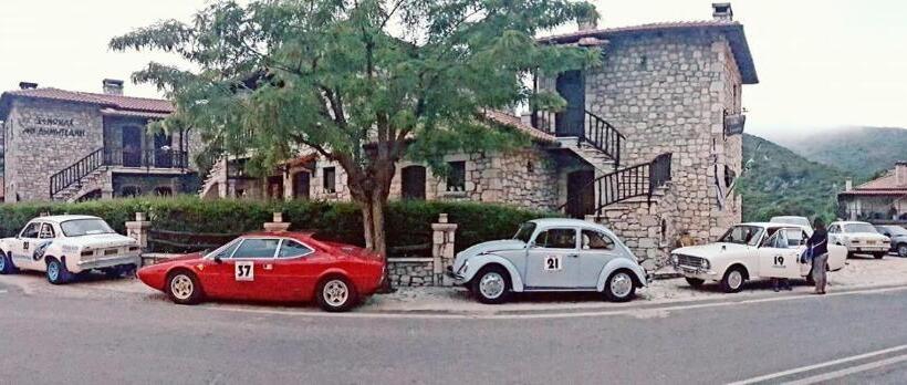 בית מלון כפרי En Dimitsani