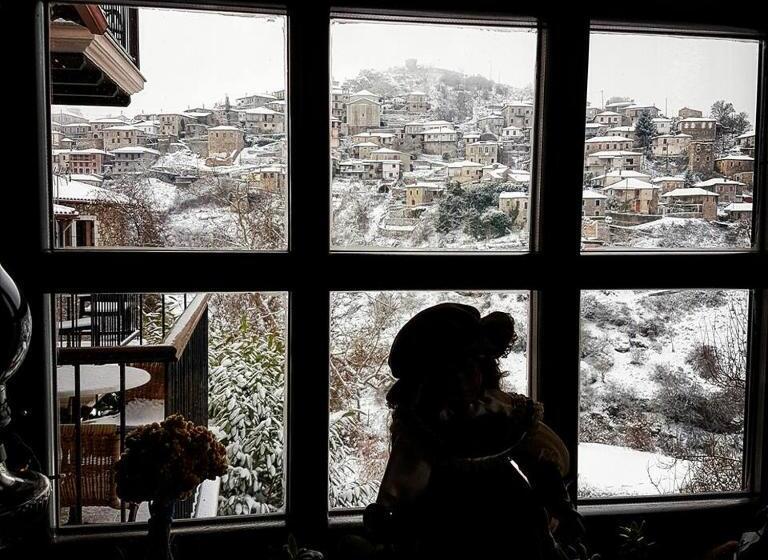 בית מלון כפרי En Dimitsani