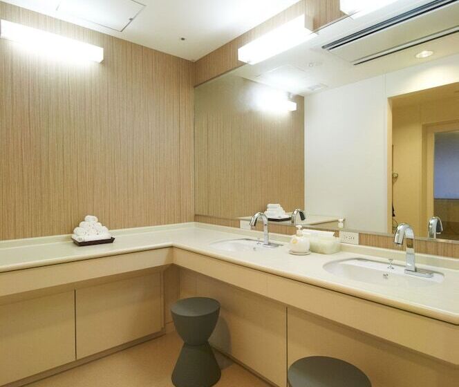 Отель Fraser Residence Nankai Osaka