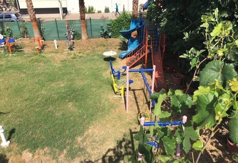 酒店 Grand Bahama Beach