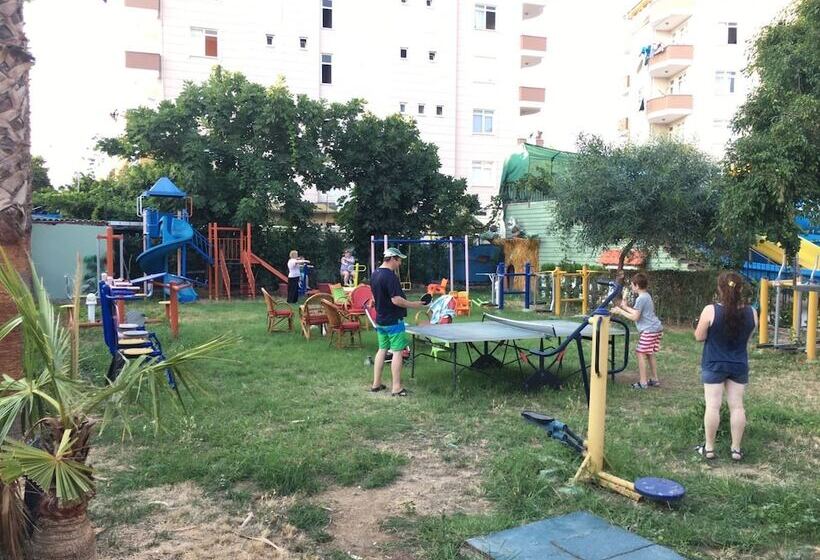 酒店 Grand Bahama Beach