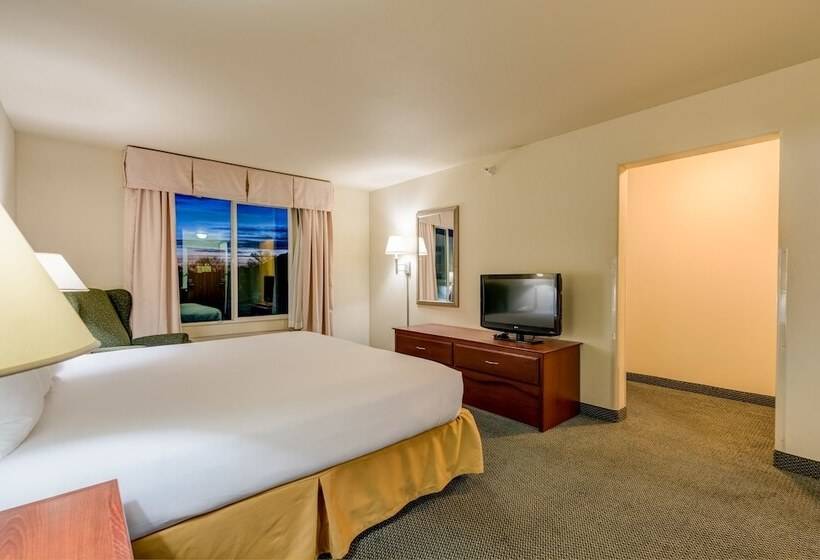 فندق Grand River