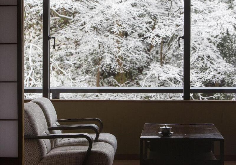 فندق Hanamurasaki