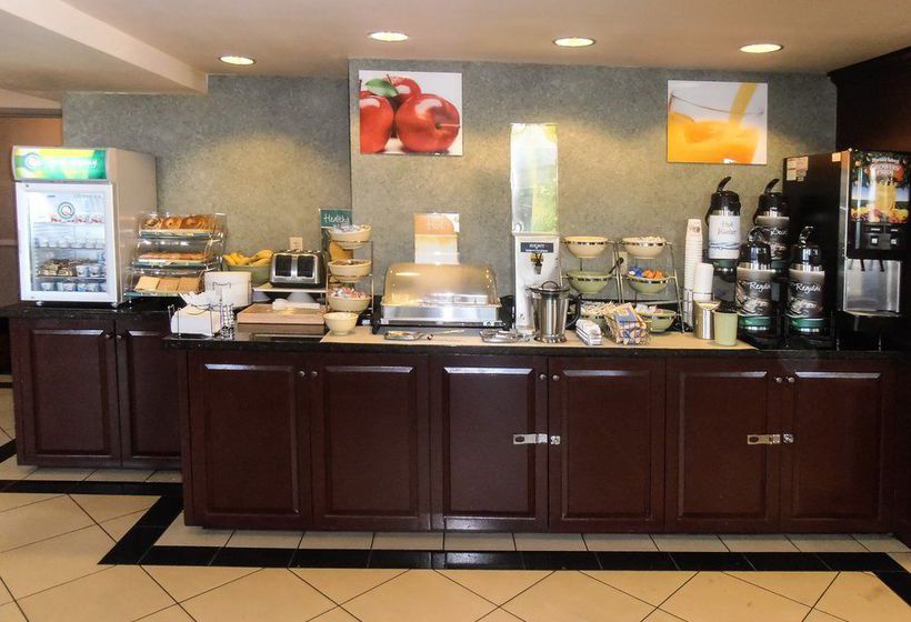 בית מלון כפרי Quality Inn & Suites