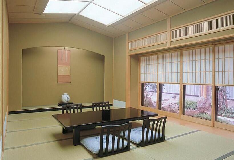 Отель Higashinihon Utsunomiya