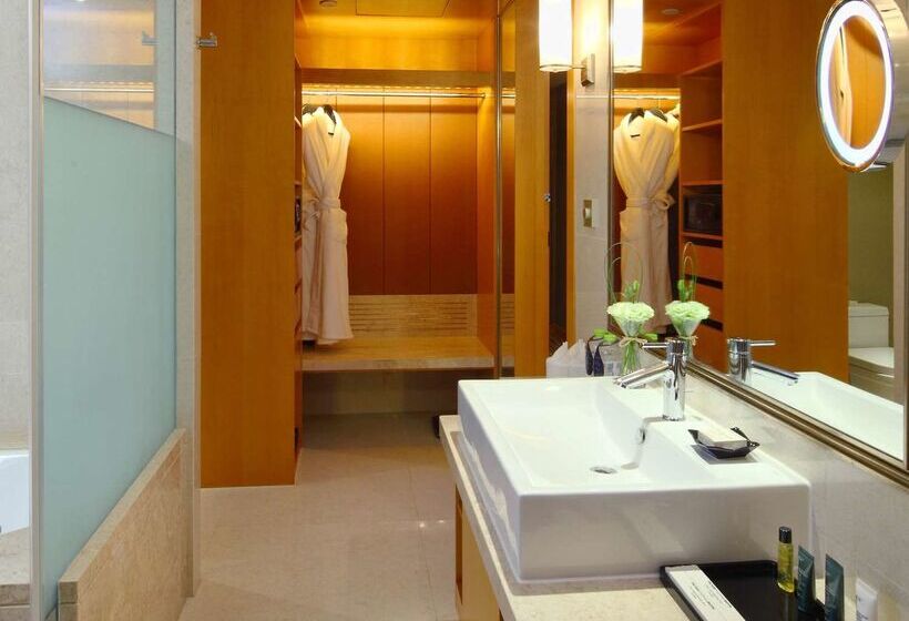 בית מלון כפרי Hilton Nanjing Riverside