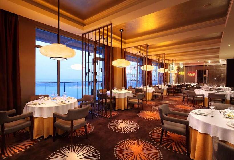 בית מלון כפרי Hilton Nanjing Riverside