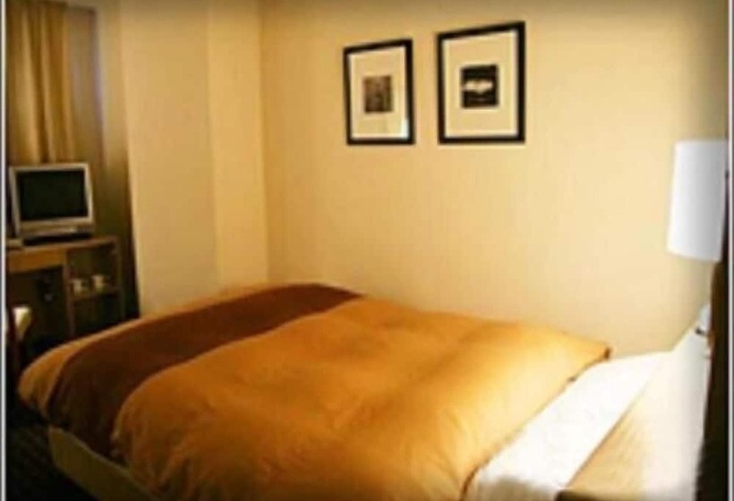 בית מלון כפרי Hirosaki Plaza