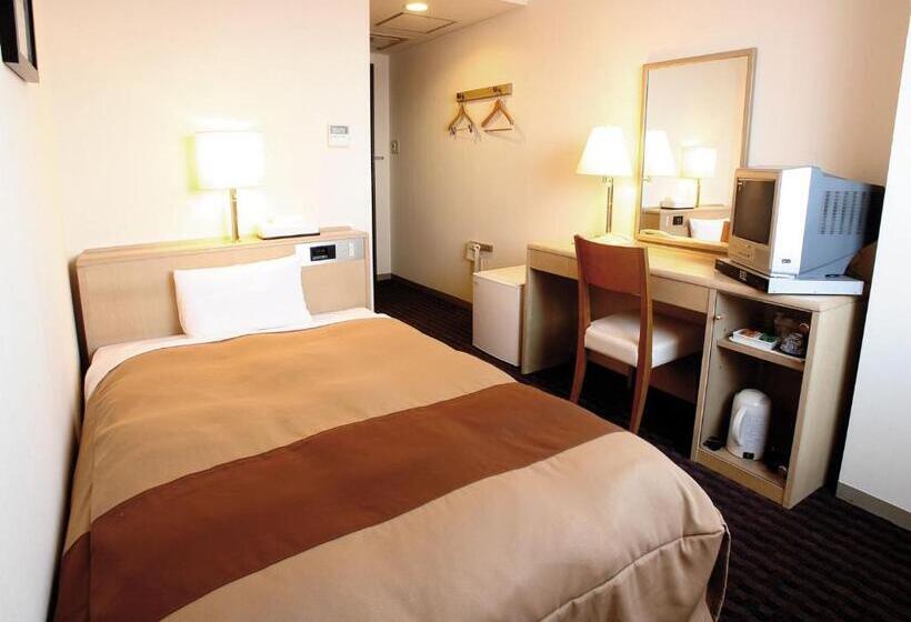 בית מלון כפרי Hirosaki Plaza