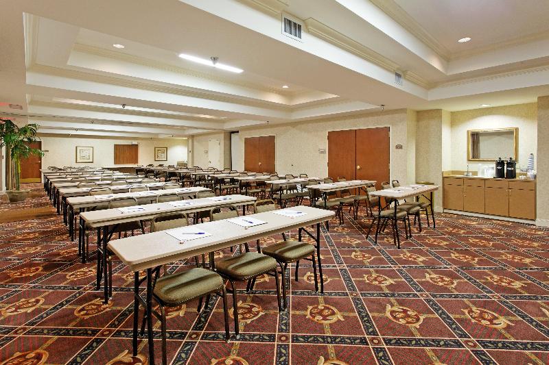 Holiday Inn Express Hotel & Suites Cullman By Ihg