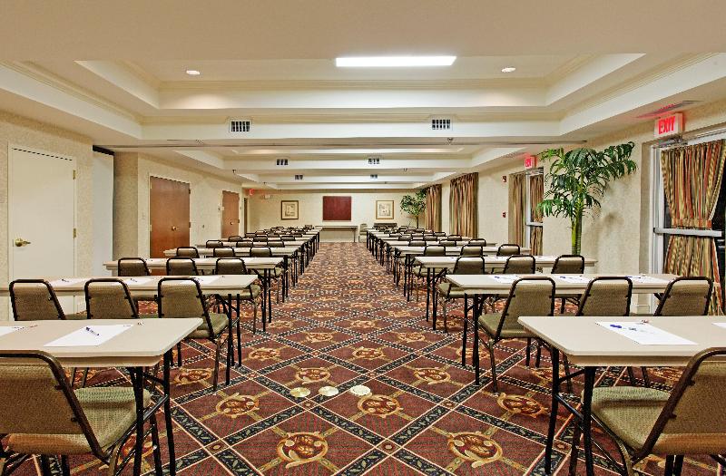 Holiday Inn Express Hotel & Suites Cullman By Ihg