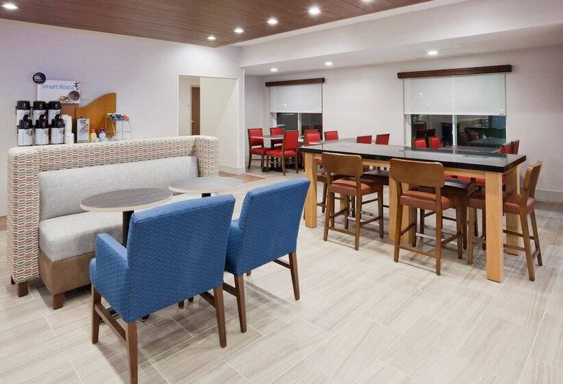 فندق Holiday Inn Express & Suites   Dickinson, An Ihg