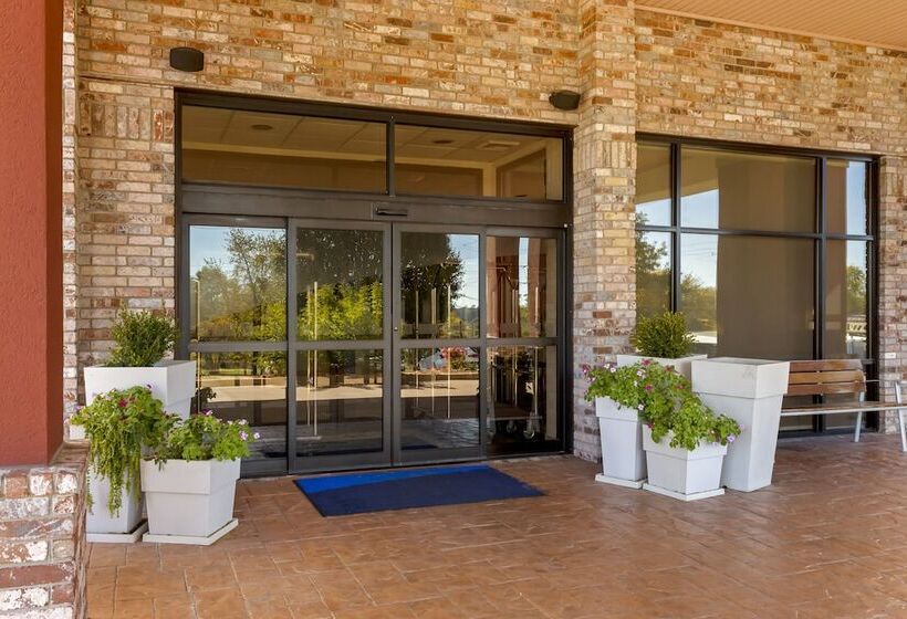 Holiday Inn Express Hotel & Suites Harrison By Ihg