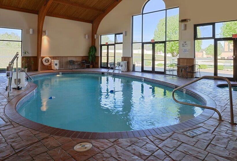 Holiday Inn Express Hotel & Suites Harrison By Ihg