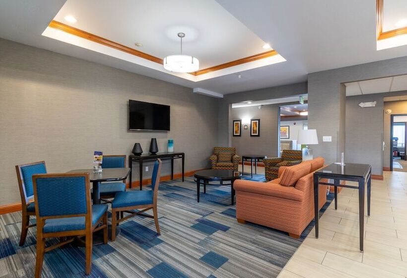 Holiday Inn Express Hotel & Suites Limon I 70/exit 359, An Ihg
