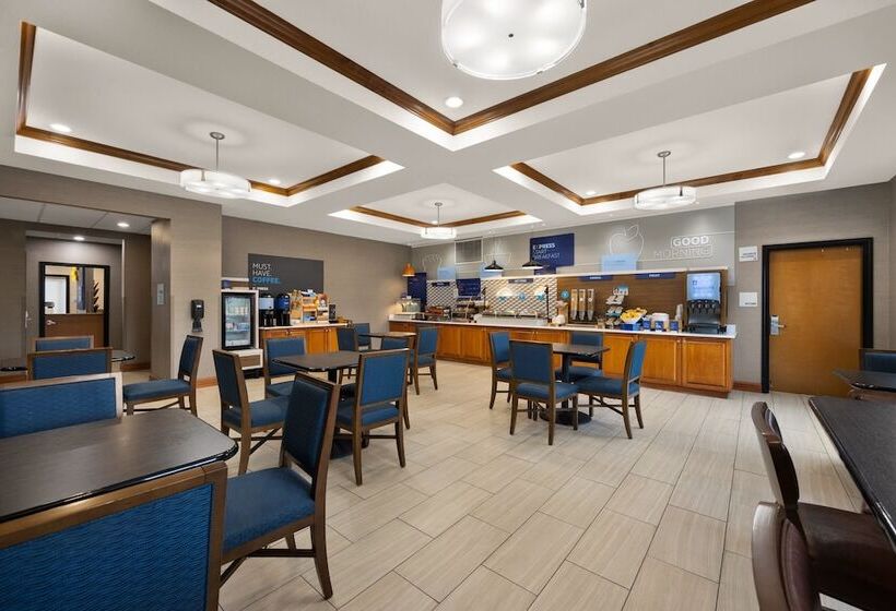 Holiday Inn Express Hotel & Suites Limon I 70/exit 359, An Ihg