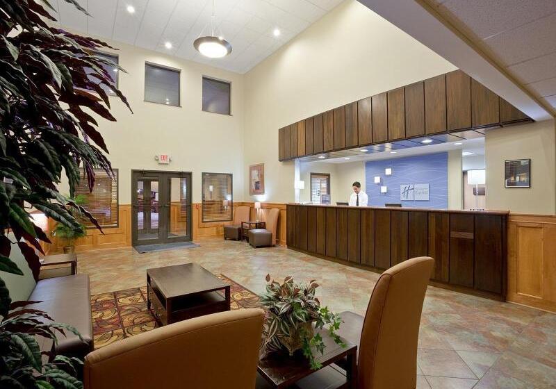 Holiday Inn Express Hotel & Suites Lincoln South, An Ihg