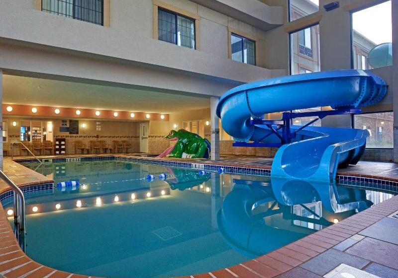 Holiday Inn Express Hotel & Suites Longmont, An Ihg