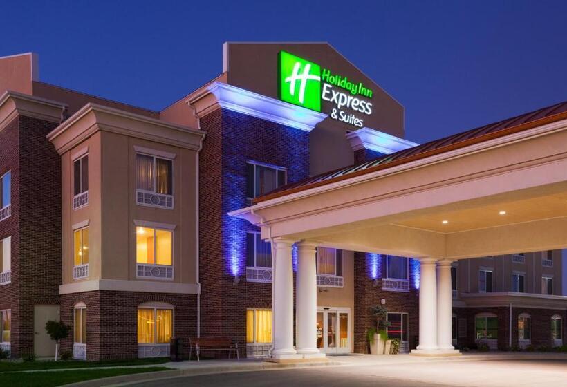 Holiday Inn Express Hotel & Suites Minot South, An Ihg