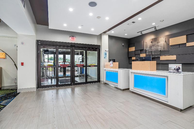 فندق Holiday Inn Express Suites Van Buren Ft Smith Area, An Ihg