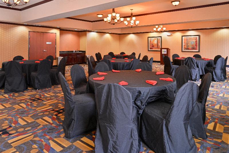 فندق Holiday Inn Express Suites Van Buren Ft Smith Area, An Ihg