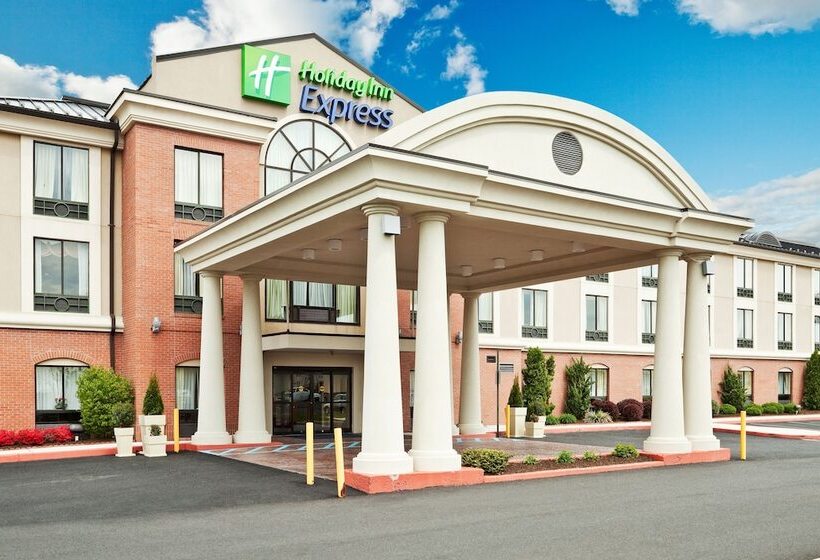 酒店 Holiday Inn Express And Suites   Quakertown, An Ihg