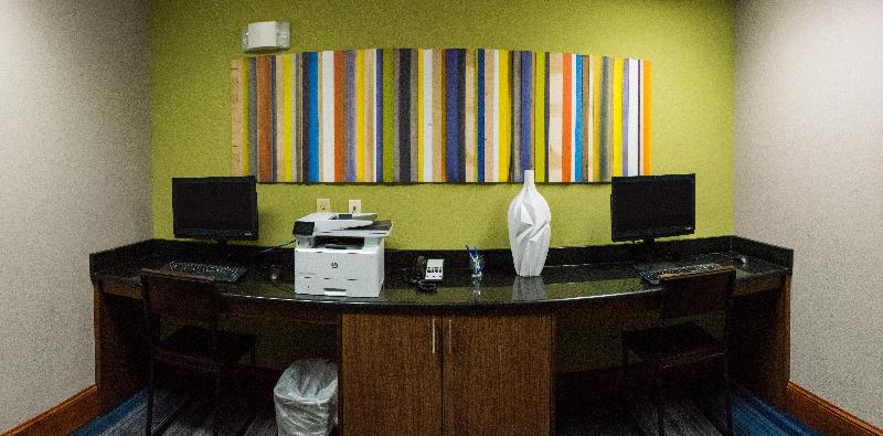 Holiday Inn Express Hotel & Suites Kinston, An Ihg