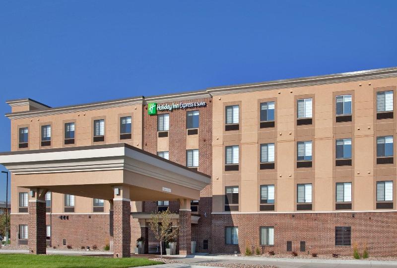 Holiday Inn Express Hotel And Suites Lincoln Airport, An Ihg