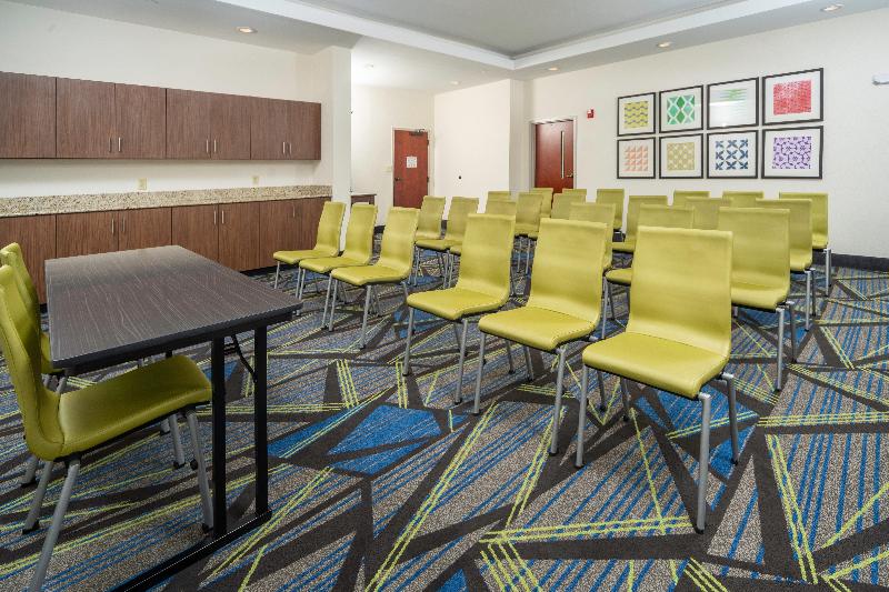 فندق Holiday Inn Express Clayton Southeast Raleigh, An Ihg