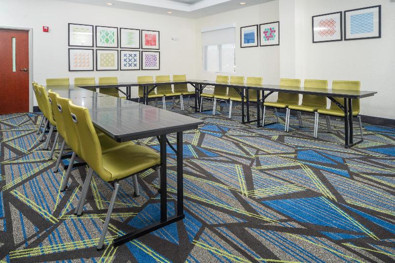 فندق Holiday Inn Express Clayton Southeast Raleigh, An Ihg
