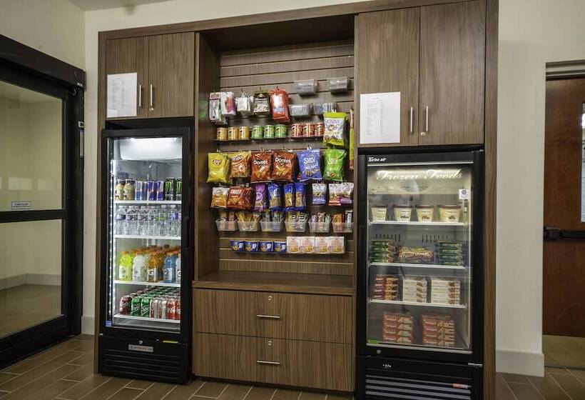 فندق Holiday Inn Express Clayton Southeast Raleigh, An Ihg