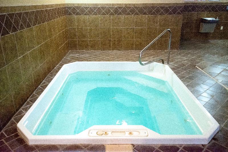 酒店 Holiday Inn Express Devils Lake, An Ihg