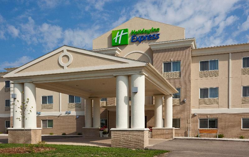 酒店 Holiday Inn Express Devils Lake, An Ihg