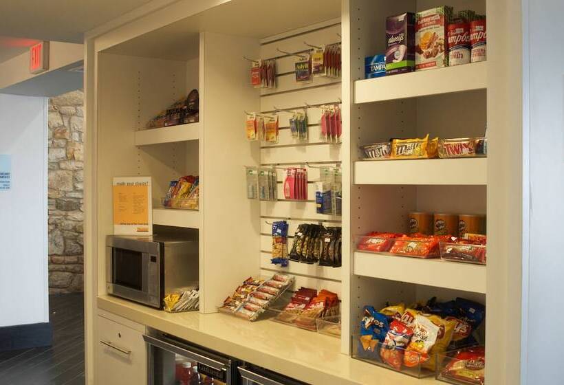 فندق Holiday Inn Express Hickory   Hickory Mart, An Ihg