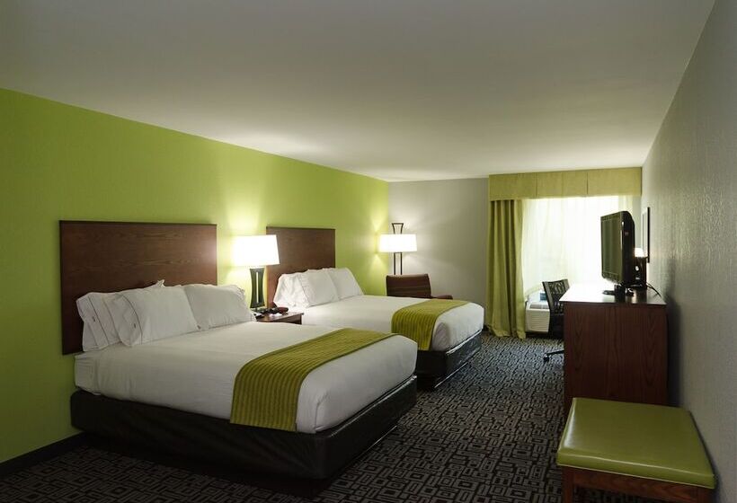 فندق Holiday Inn Express Hickory   Hickory Mart, An Ihg