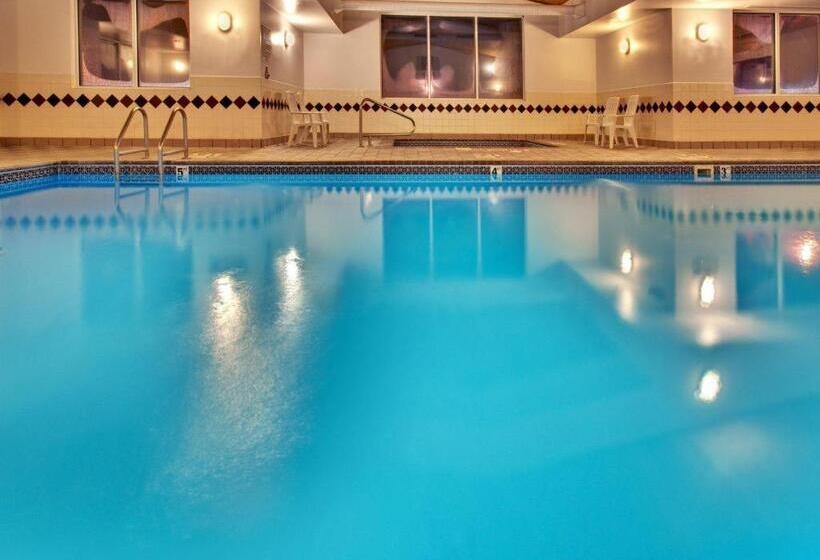 فندق Holiday Inn Express Oneill By Ihg