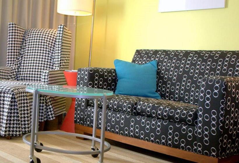 Hotel Indigo Columbus Architectural Center, An Ihg