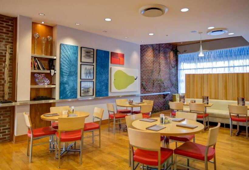 Hotel Indigo Columbus Architectural Center, An Ihg