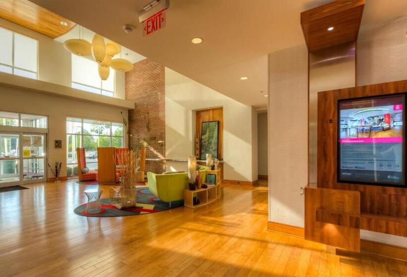 Hotel Indigo Columbus Architectural Center, An Ihg