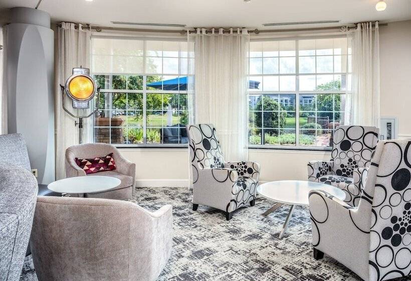 فندق Indigo Jacksonville Deerwood Park, An Ihg