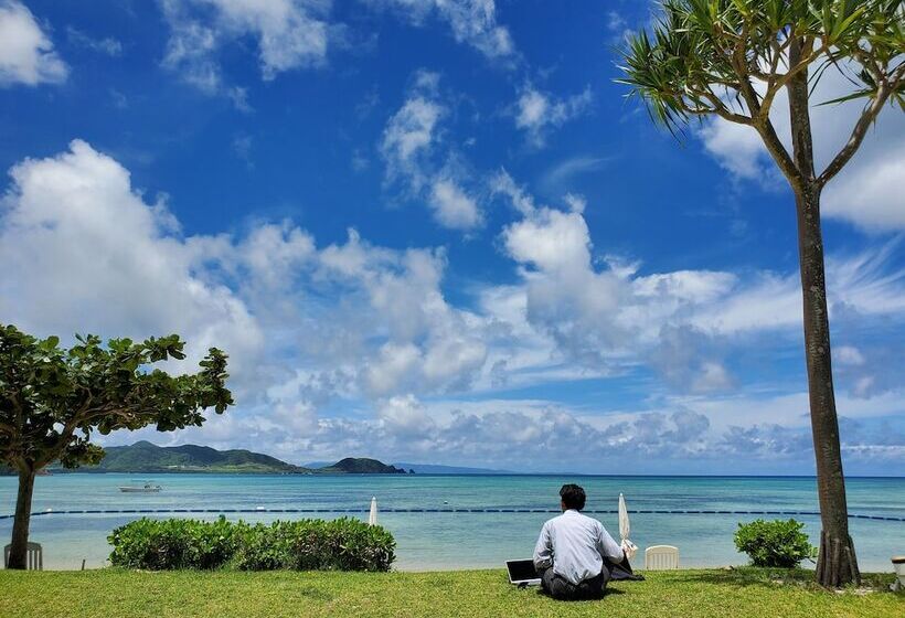 فندق Ishigaki Seaside