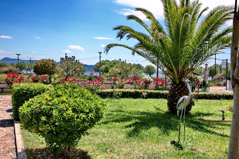 Отель Kalloni Bay