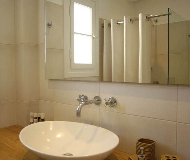 酒店 Kapetan Tasos Suites