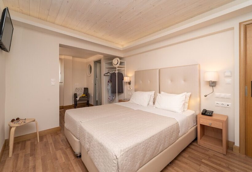 בית מלון כפרי Karalis City