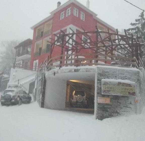 בית מלון כפרי Karavos