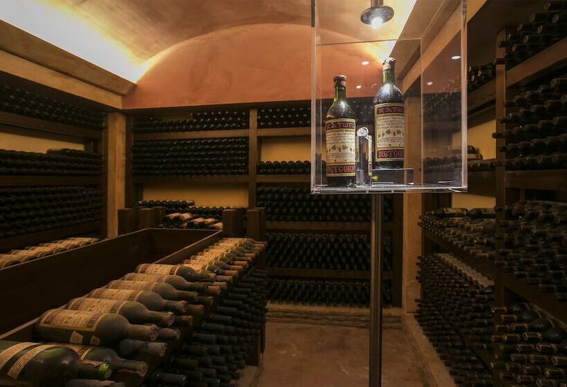 Katogi Averoff Hotel & Winery