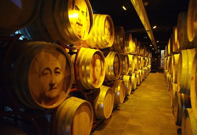 Katogi Averoff Hotel & Winery