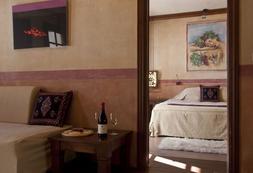 Katogi Averoff Hotel & Winery